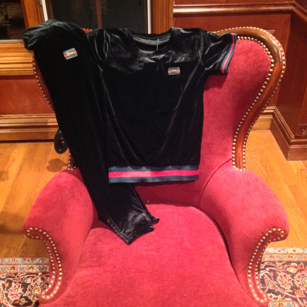 Boutique Brand Velvet Stretchy 2pc Sports Set,,